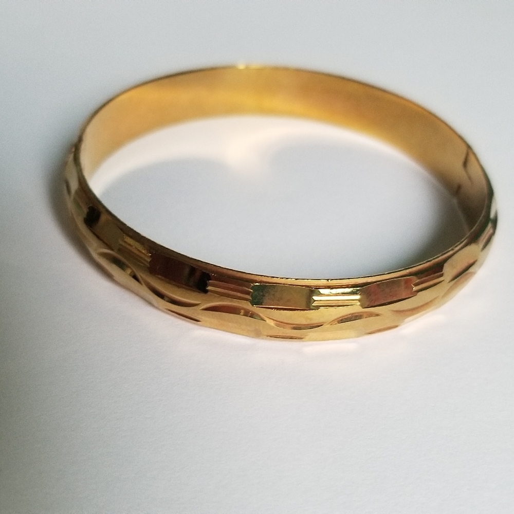 Bracelet gold